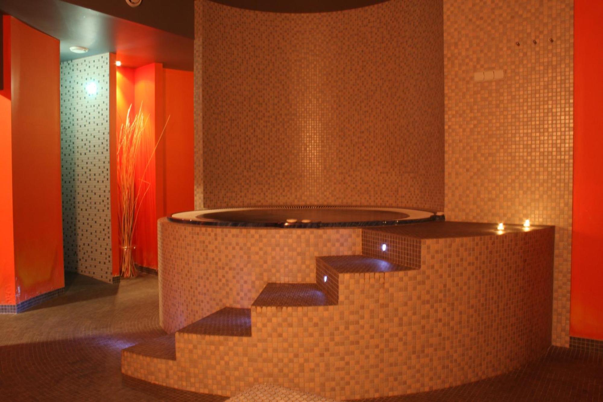 Hotel Terasa Frýdek-Místek Εξωτερικό φωτογραφία