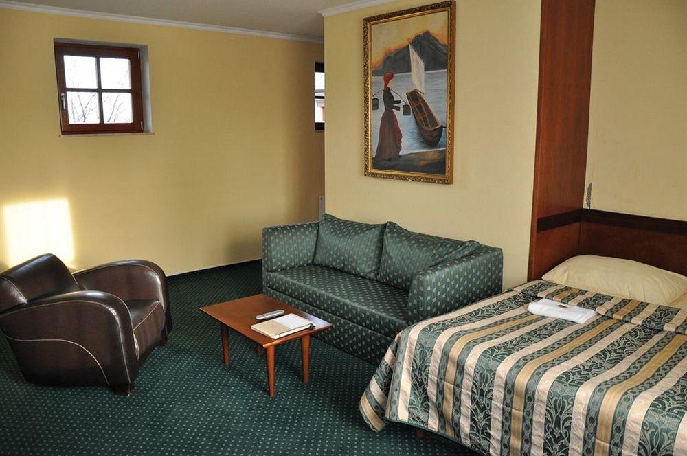 Hotel Terasa Frýdek-Místek Εξωτερικό φωτογραφία
